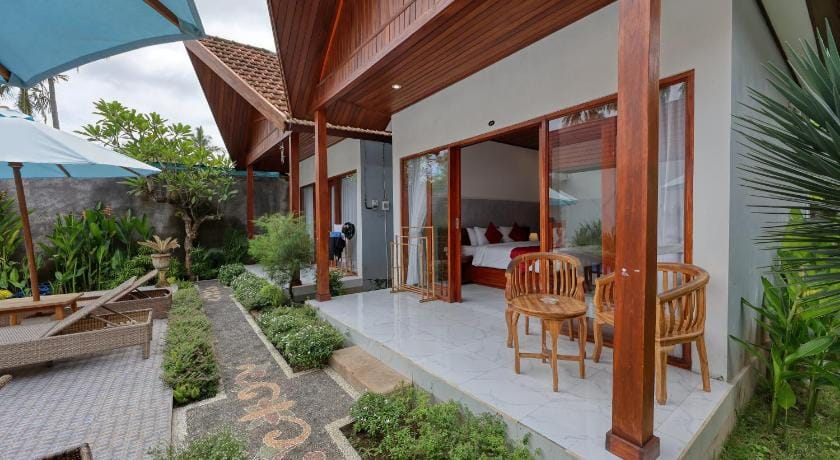 Lavanya Villa Bed and Breakfast in Nusapenida