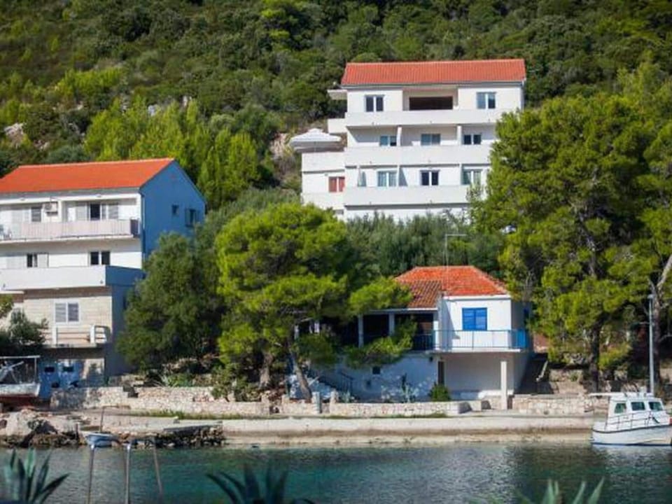 Apartments Bruna Lastovo-Standard One Bedroom Apartment with Balcony and Sea View-Crveni Apartment in Dubrovnik-Neretva County
