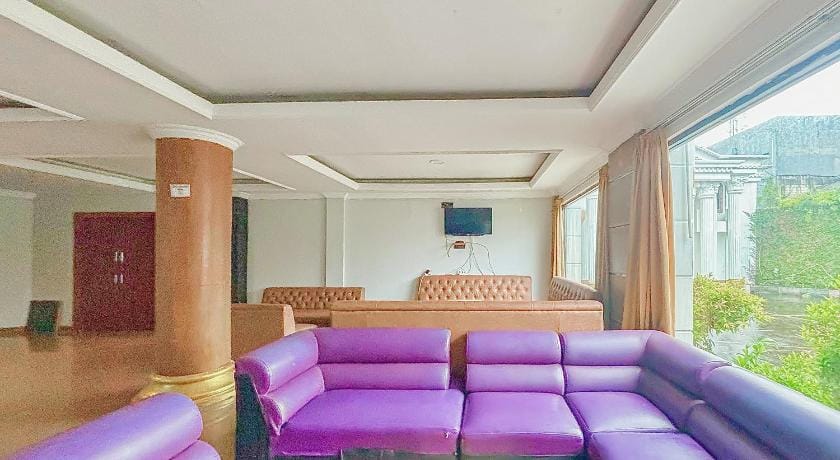 Urbanview Hotel D Calton Sukabumi Hotel in West Java