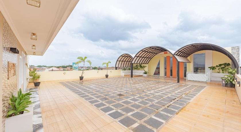 Sans Hotel Sky Home Syariah Tegal Hotel in Indonesia