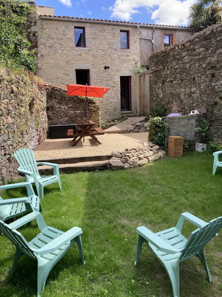 Maison l'or du temps gite Les Vignes Vacation rental in Pays de la Loire