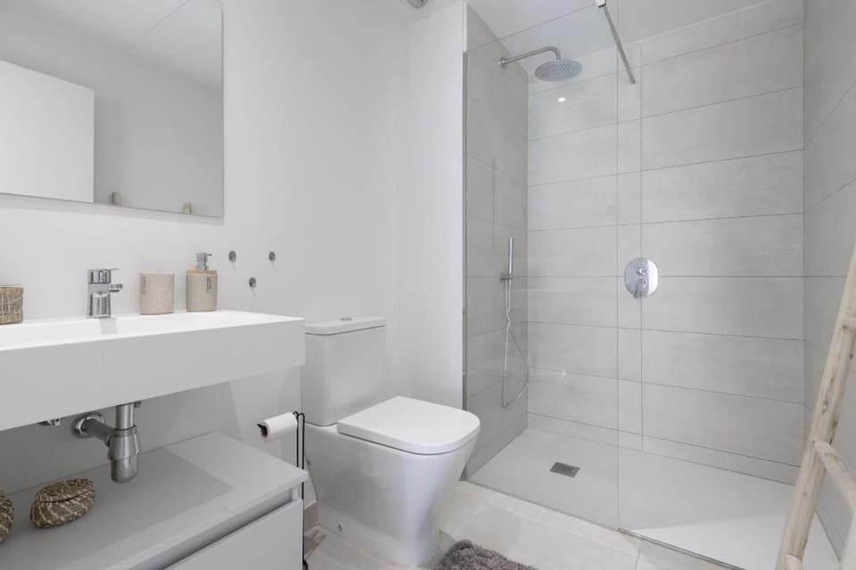Premium Garden Suite in Higueron Apartment in Fuengirola