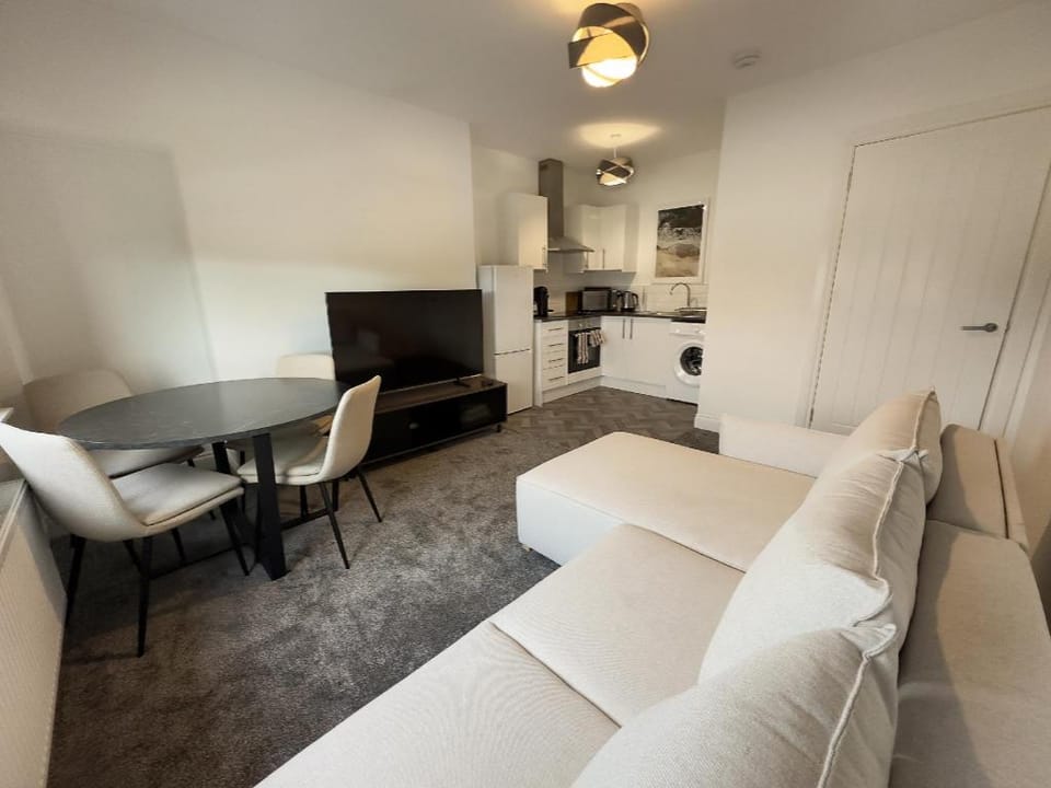 Lesmahagow Hilltop View Apartment in England