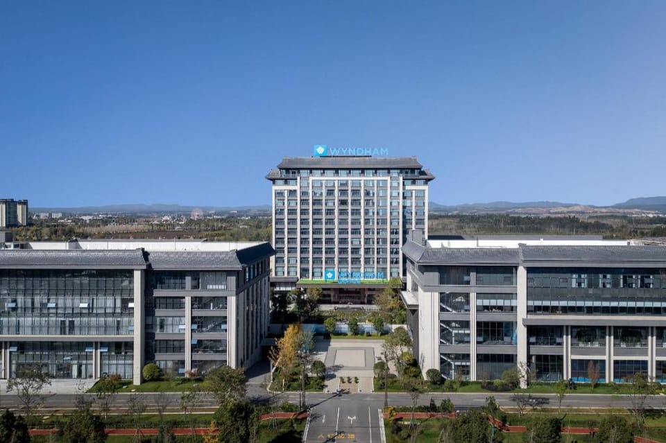 Wyndham Qujing Luliang Hotel in China