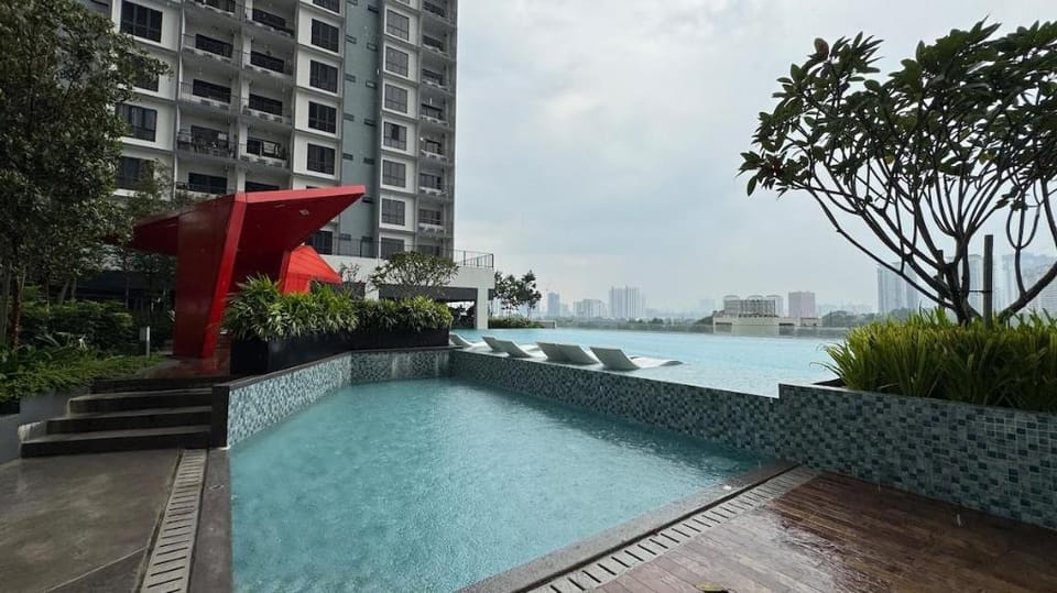 Elegant 3-Bedroom Fully Air-Con @ Vista Sentul Apartment in Federal Territory of Kuala Lumpur