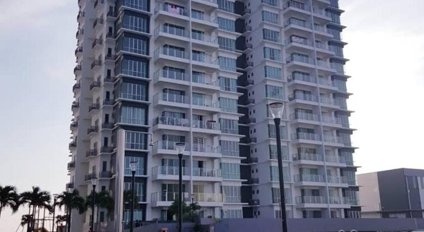 Sekinchan SeaView Garden 20pax 6R6B HighFlr 看海空中花园 Apartment in Selangor, Malaysia