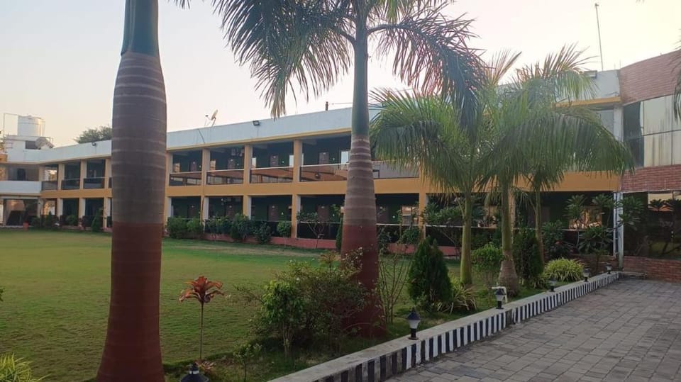 Raj Resort And Banquet Hall Hotel in Gujarat