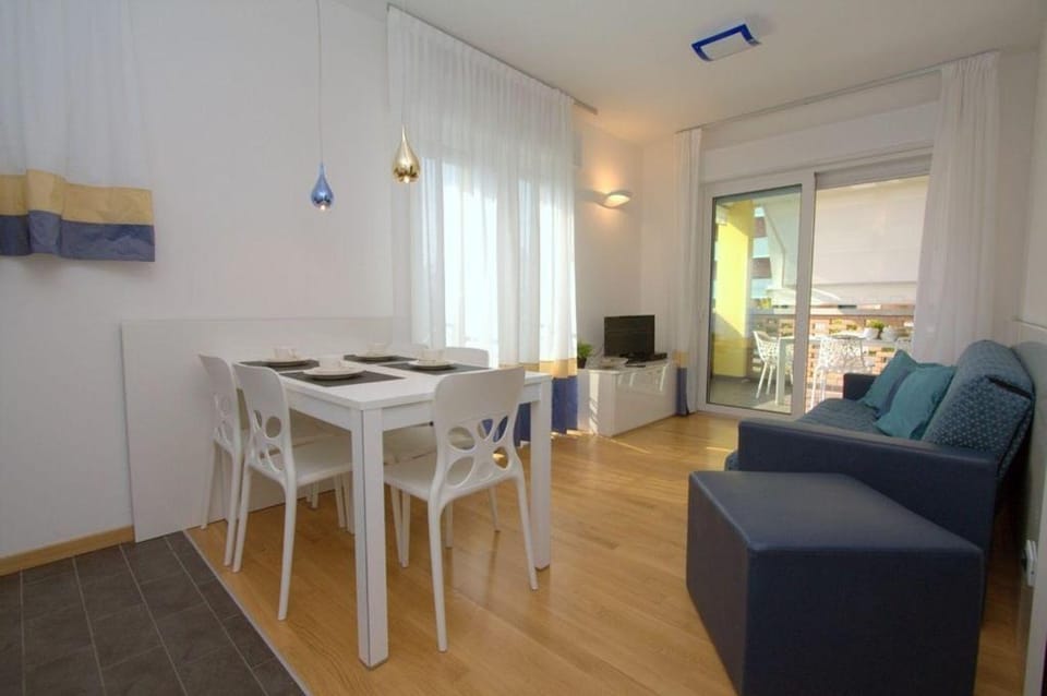 Luxury four room apartment with large terrace and solarium Apartment in Friuli-Venezia Giulia