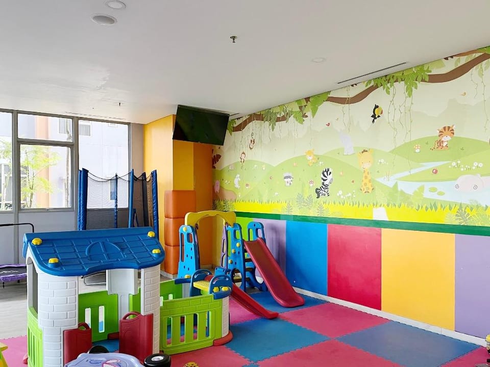 OneHOME Gold Coast PIK Sea View Apartments Hotel in Jakarta