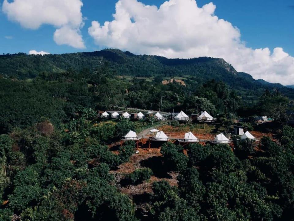 Baansuanlungpao Luxury tent in Laos