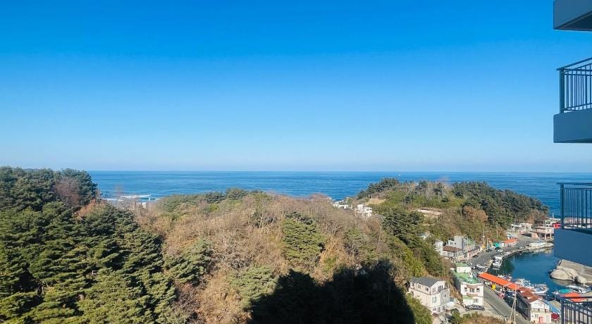 Ocean Stay E7 In The City Apartment in South Korea
