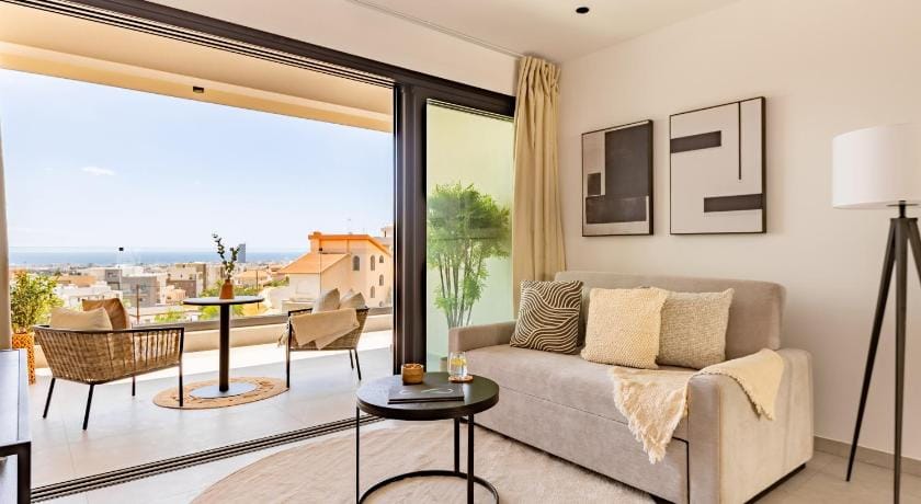 Sanders Eduardovich - Adorable1 Bedroom with Balcony Apartment in Limassol City