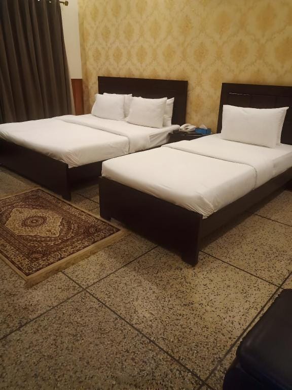 Hotel Blue Sky 6-S Vacation rental in Karachi