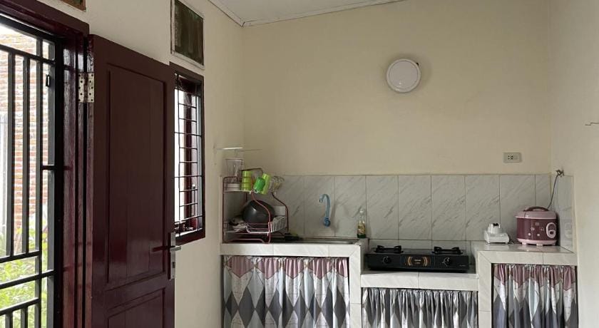 Mawar Homestay Syariah Apartment in Indonesia