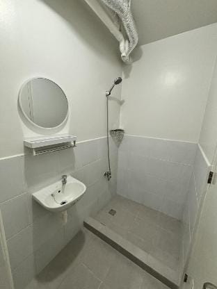 Condo near Lapu-Lapu Airport Apartment in Lapu-Lapu City
