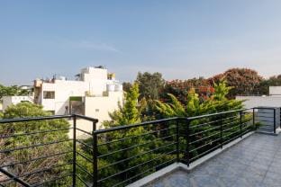 The Galleria Home by Red Olive| Yelahanka| 3BHK Apartment in Bengaluru