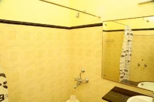 An independent villa suitable for Family stay Apartment in Coimbatore