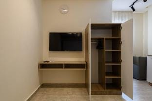 Nomad Compact Studio,Mokkatam by Travelholic Apartment in Cairo Governorate