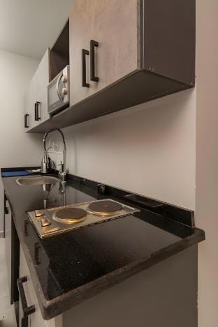 Queen 1BR Apt,Mokkatam by Travelholic Apartment in Cairo Governorate