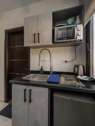 Queen Superior Studio,Mokkatam by Travelholic Apartment in Cairo Governorate