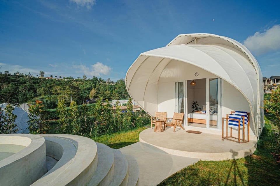 Onion Hill Glamping Managed By Manara Hotel in Karangasem Regency