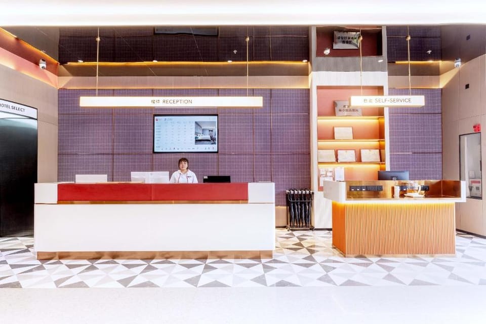Borman Hotel Foshan Longjiang Convention and Exhibition Hotel in Guangzhou