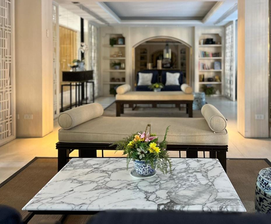1 Bedroom Apt with Rooftop Pool in Phuket city Apartment in Wichit