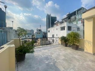 Full house 5brs 7 giường 6 toalet, Central D1 Vacation rental in Ho Chi Minh City