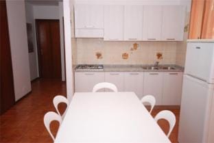 Cozy apartment with terrace in Lignano Apartment in Lignano Sabbiadoro