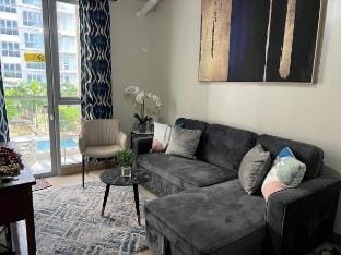 Luxury Condo / Palladium Iloilo City 2BR/2Bath Vacation rental in Iloilo City