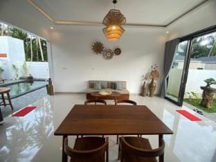 RamaSita Villa  Villa in Sukawati