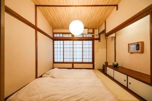 浅草駅から徒歩5分！1日1組限定貸切2024年全面リフォーム済みの綺麗な一軒家！高速WIF無料 Vacation rental in Japan