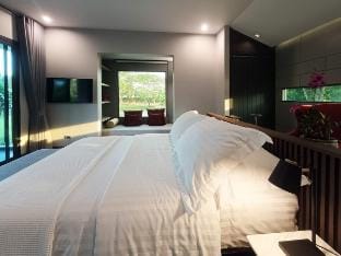 Chombua MaeWang ชมบัว Vacation rental in Thailand