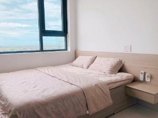 LOVE HOME-PeacefulApart-2bed 2wc-5'Trang Tien Apartment in Laos