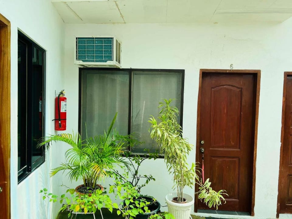 GJE’s LODGE  Apartment in Central Visayas