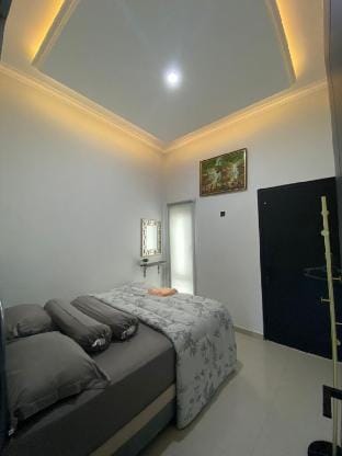 Villa Kenangan  Villa in Batu