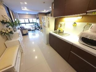 Homey 1 B/R 48sqm @ Ratchada Centre BKK Vacation rental in Bangkok