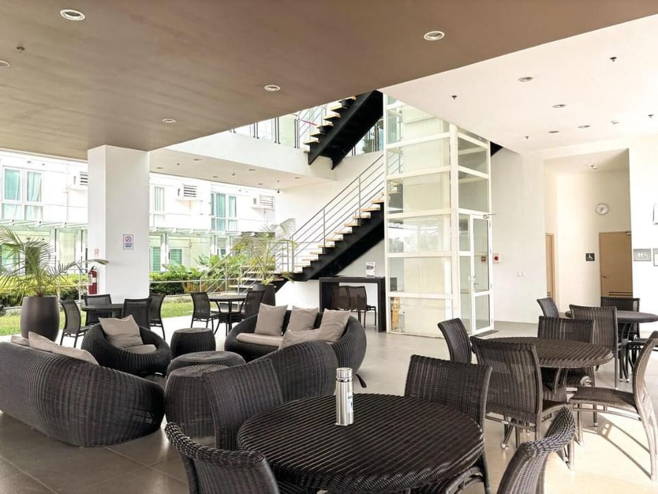 Abreeza Place Cozy Condo Apartment in Davao City