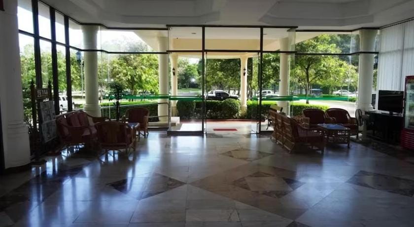 Apartment with wonderful view, Mae Ramphueng Beach Apartment in Phe