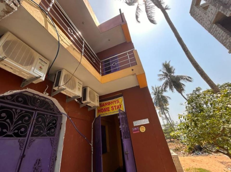 Goroomgo Sandhya Homestay Puri Vacation rental in Puri