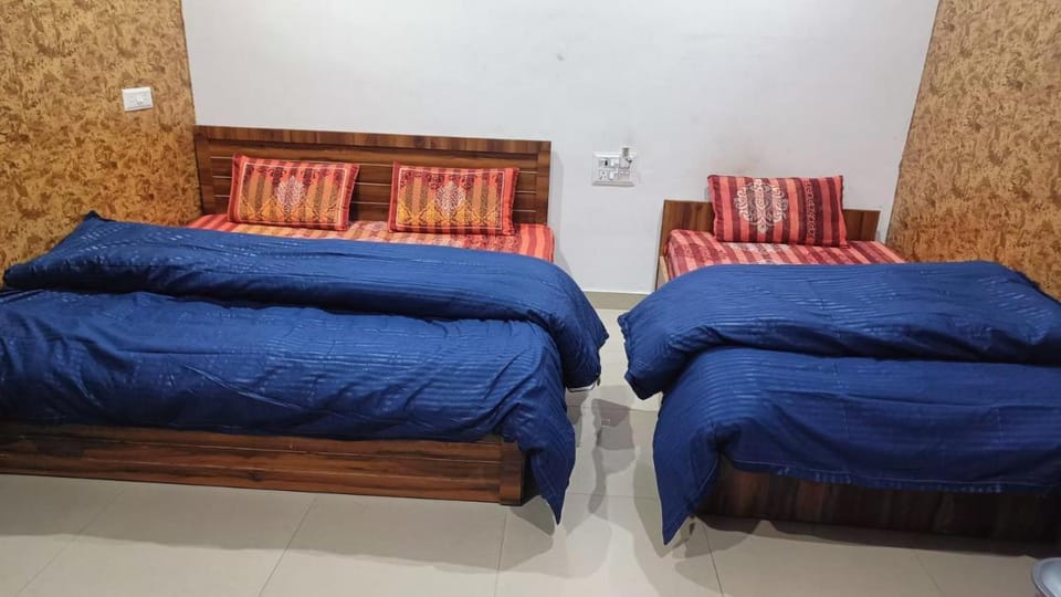 Darshan Homestay Hotel in Rishikesh