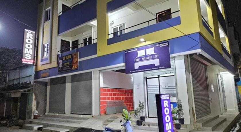 Pondy Pleasant Stay Hotel in Puducherry