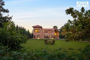 StayVista at Simply Beige Villa in Kolkata