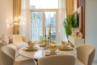Elegant 2BR with Burj Khalifa And Lake view Vacation rental in Dubai