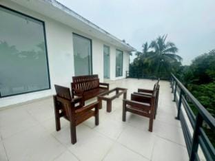 Pearl White Residency-Villa Villa in Central Province