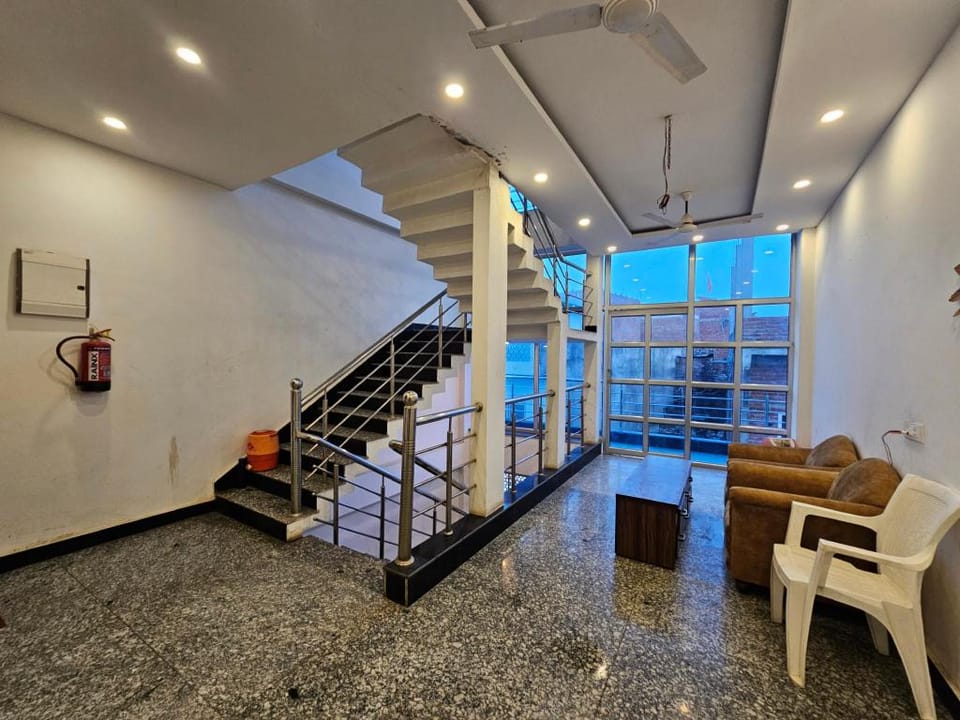 Shivam Guest House Hotel in Nepal