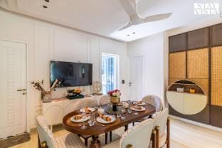 StayVista at Barton Estate w/ Outdoor Pool-Manesar Villa in Haryana