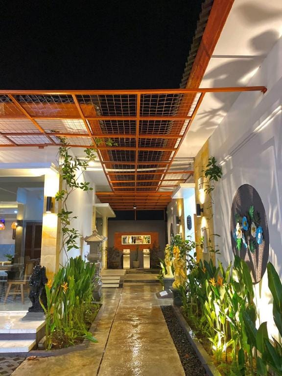 The Cabin Hotel Lovina Bali Hotel in Bali