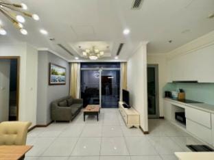 Halen Home 2 Bedroom Vinhome Central Park Apartment in Ho Chi Minh City