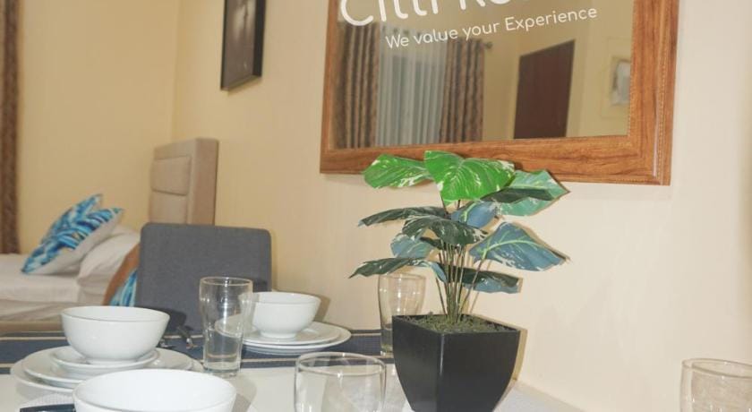 Free Wifi (Hermosa by Crown Asia) CRQ-2 Apartment in Las Pinas